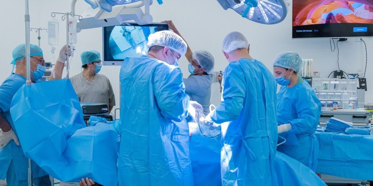 CLÍNICA «LAS AMERICAS» REALIZA SU PRIMER TRASPLANTE RENAL