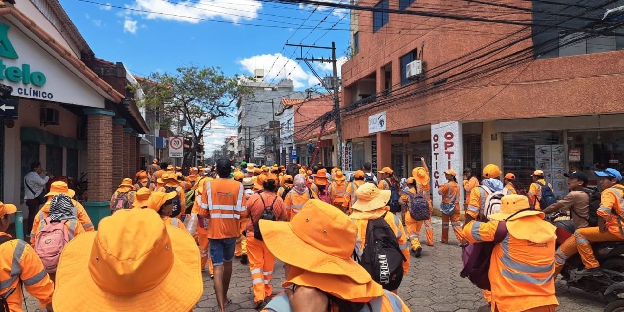 BASURA ACUMULADA Y PARO DE ASEO URBANO: TRABAJADORES PIDEN RENUNCIA DEL ALCALDE