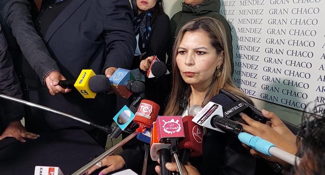 EXFISCAL DE TARIJA, SANDRA GUTIÉRREZ, REVELA QUE FUE CESADA DE SU CARGO