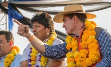 ARCE: RODRIGO PAZ SERÁ UN “BLANCO FÁCIL” PARA QUE EVO MORALES OBTENGA IMPUNIDAD