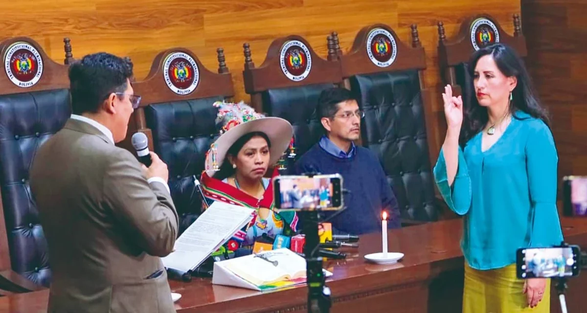 PAOLA VERÓNICA PRUDENCIO ASUME LA PRESIDENCIA DEL TCP Y DECLARA EL FIN DE LA AUTOPRÓRROGA