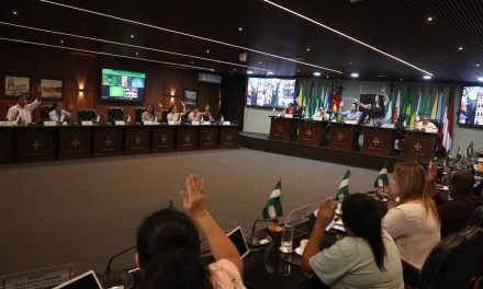 ASAMBLEA CRUCEÑA CONVOCA A SESIÓN PARA TRATAR EL AJUSTE SALARIAL DEL SECTOR SALUD