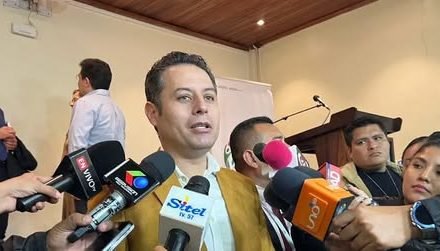 VICEPRESIDENTE LARA CUESTIONA EXCLUSIÓN DEL MINISTRO DE JUSTICIA EN LA CUMBRE JUDICIAL