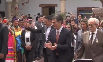 PRESIDENTES ELECTOS LLEGAN AL HISTÓRICO RECINTO PARA LA ACREDITACIÓN