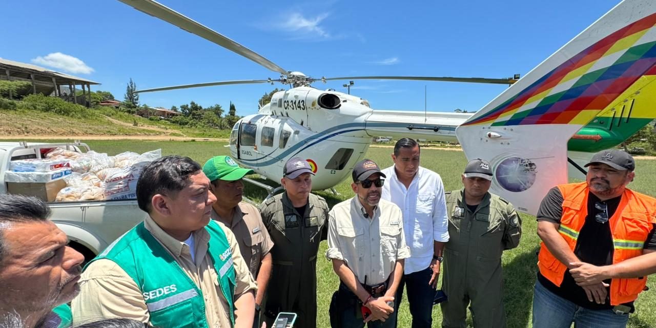 GOBERNADOR RECIBE INSUMOS PROVENIENTES DE LA CAPITAL PARA APOYAR A DAMNIFICADOS EN ACHIRA