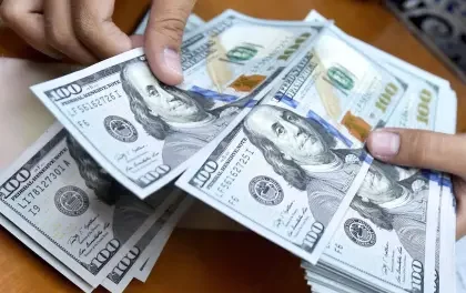 MINISTRO ESPINOZA ANUNCIÓ QUE AHORRISTAS PODRÁN RETIRAR SUS DÓLARES EN PLAZO CORTO