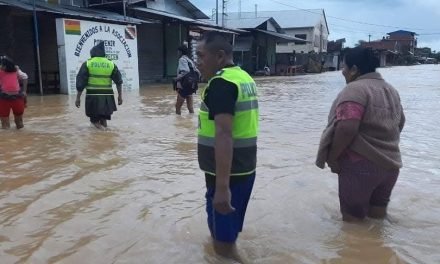 DESBORDE DEL RÍO MAGAREÑO DEJA A IVIRGAZAMA BAJO EL AGUA