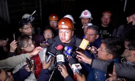 COB RATIFICA PARO INDEFINIDO Y ANUNCIA MOVILIZACIONES INCLUSO EN NAVIDAD