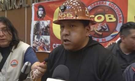 COB CONFIRMA DIÁLOGO CON EL GOBIERNO Y MANTIENE MOVILIZACIONES