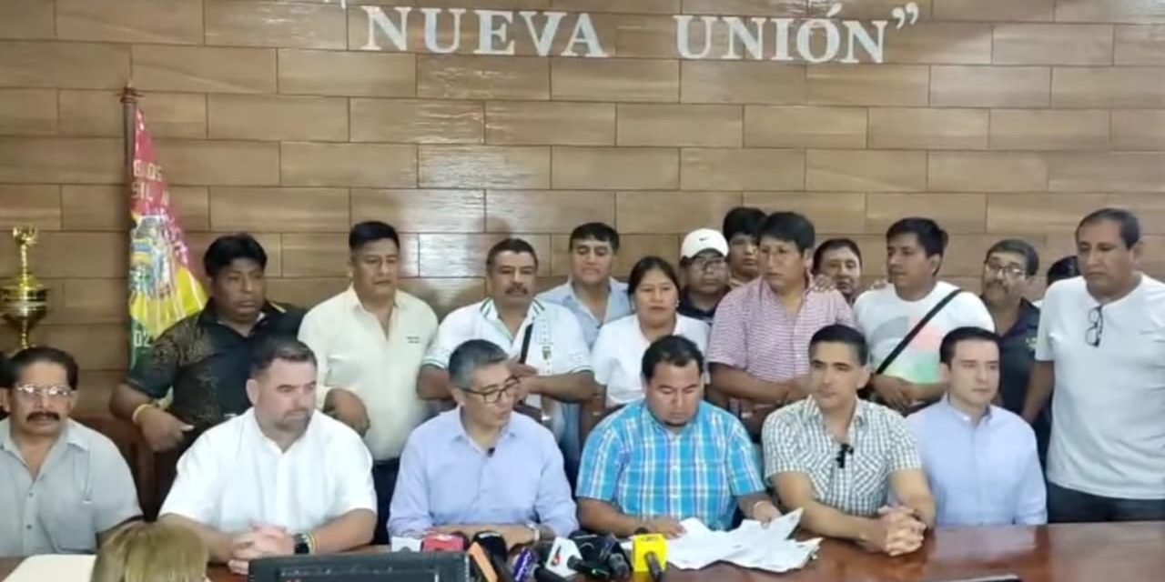 GOBIERNO CUESTIONA MOVILIZACIONES DE LA COB Y LAS CALIFICA DE “POLÍTICAS”
