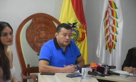 ALCALDE DE SANTA CRUZ CUESTIONA ACCIONAR DE EE.UU. EN VENEZUELA