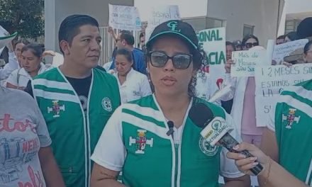 RED MUNICIPAL DE SALUD DEL NORTE EN MITIN DE PROTESTA POR FALTA DE PAGO