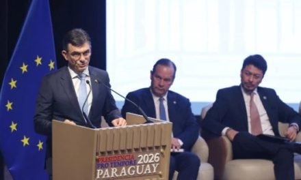 BOLIVIA PROCLAMA EL FIN DE DOS DÉCADAS DE AISLAMIENTO Y RATIFICA SU RETORNO PLENO AL MERCOSUR