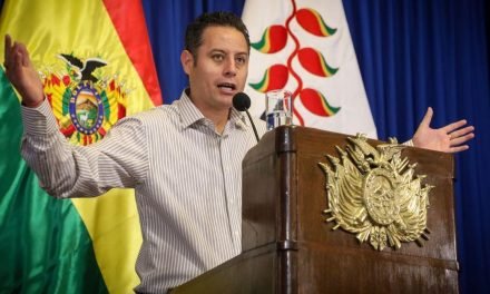 VICEPRESIDENTE EDMAND LARA RECHAZA PROYECTO DE LEY “ANTIBLOQUEOS”: “BUSCA ENCARCELAR INOCENTES Y GOBERNAR POR DECRETO”